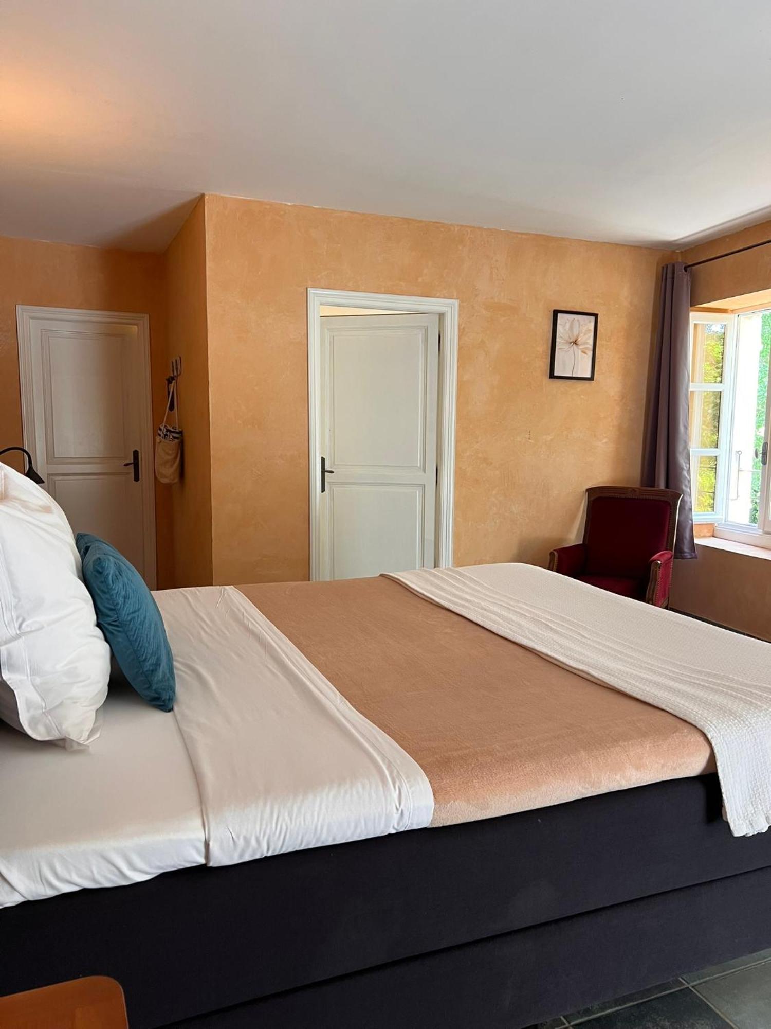 Le Moulin De Montsegur Bed and Breakfast Exteriör bild